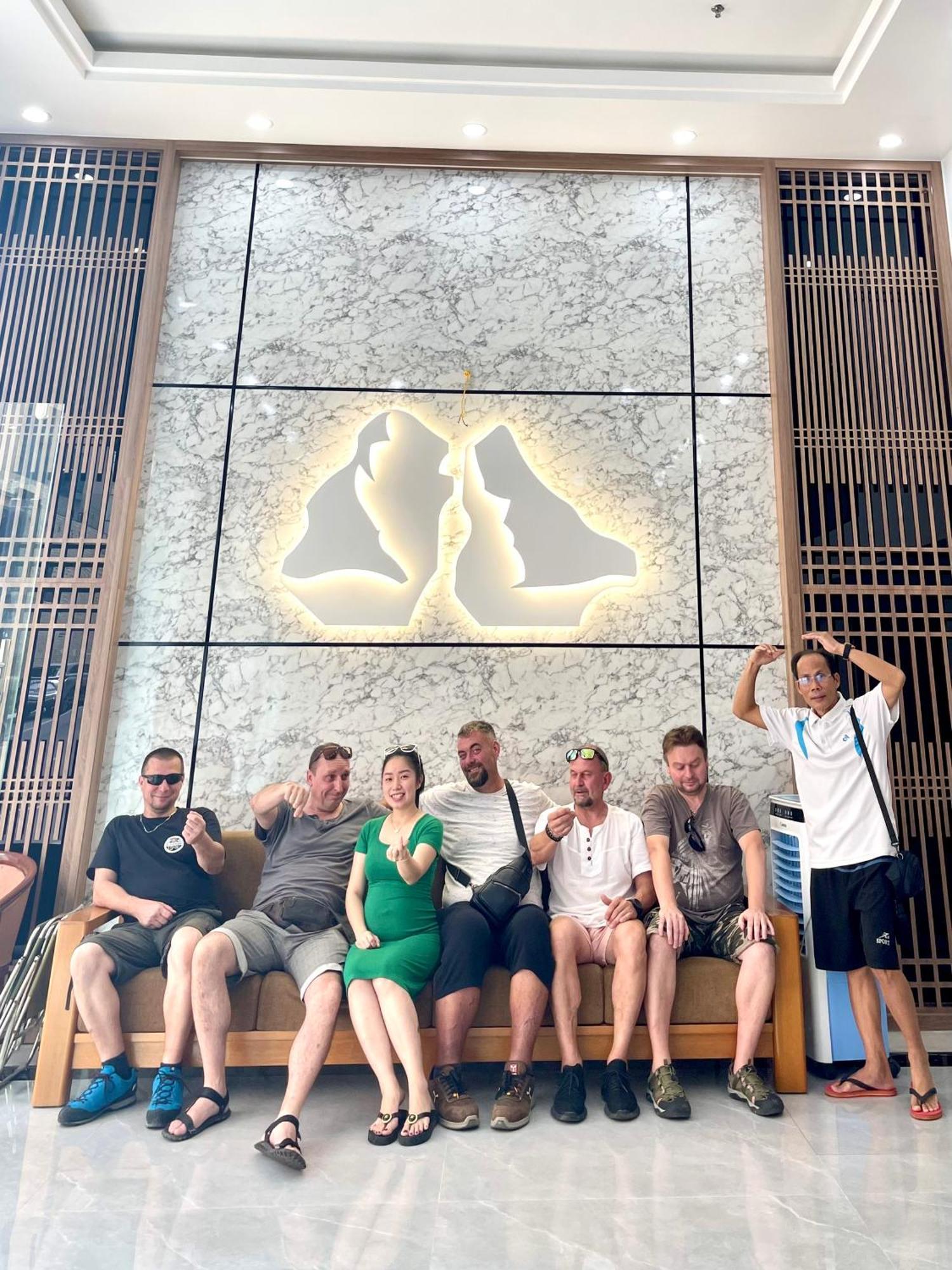 Central Halong Hotel Hạ Long-öböl Kültér fotó