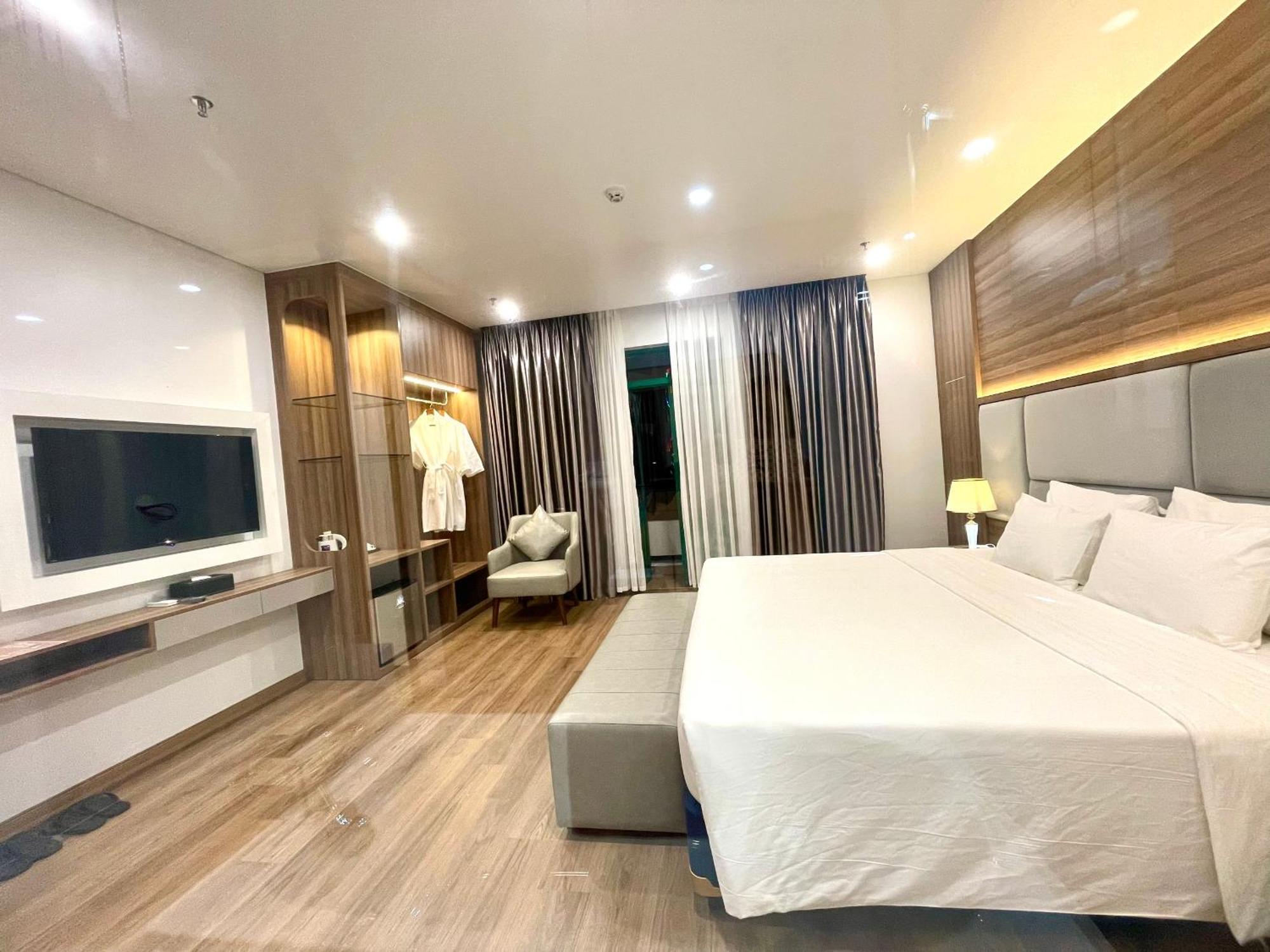 Central Halong Hotel Hạ Long-öböl Kültér fotó