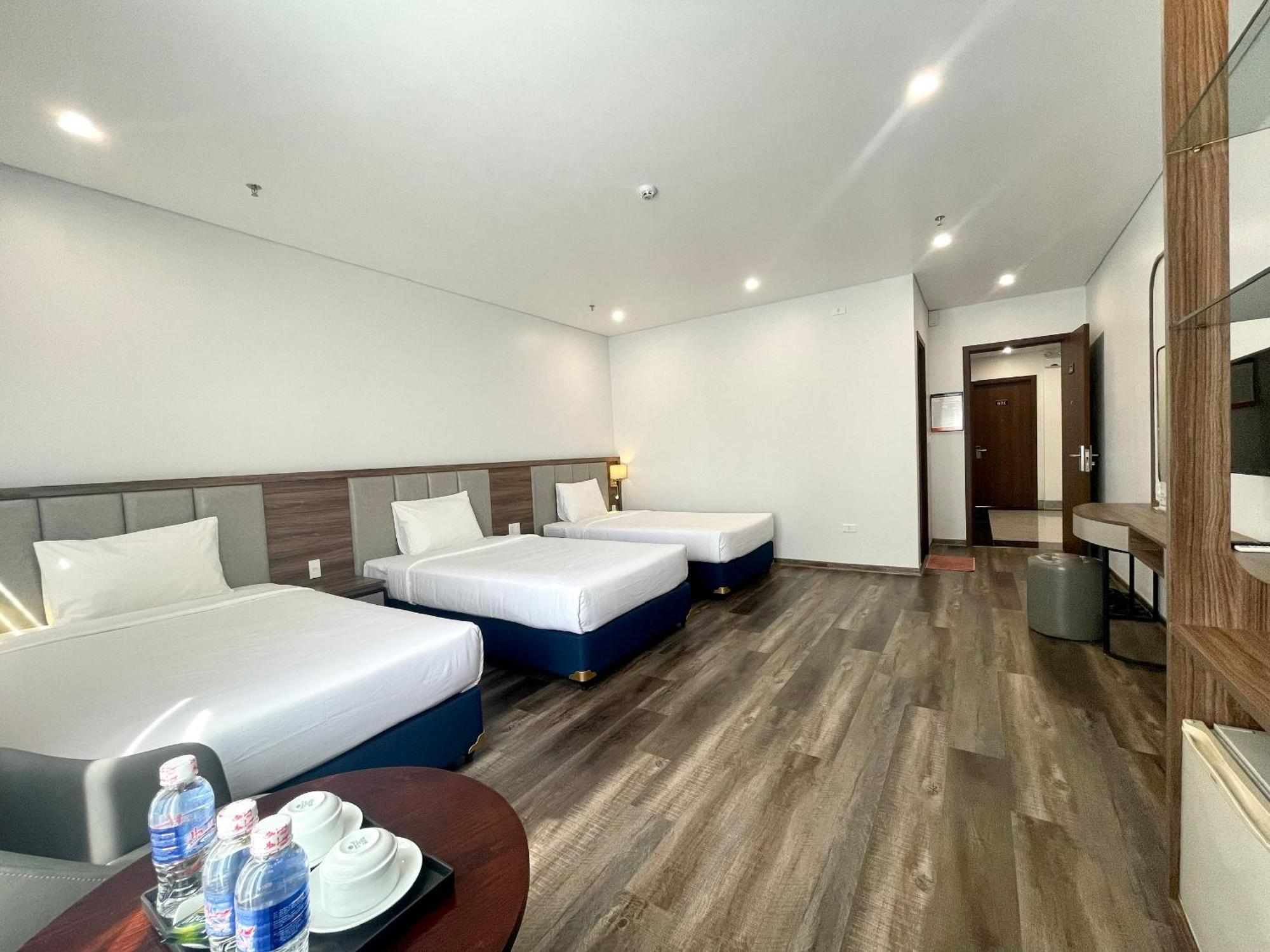 Central Halong Hotel Hạ Long-öböl Kültér fotó
