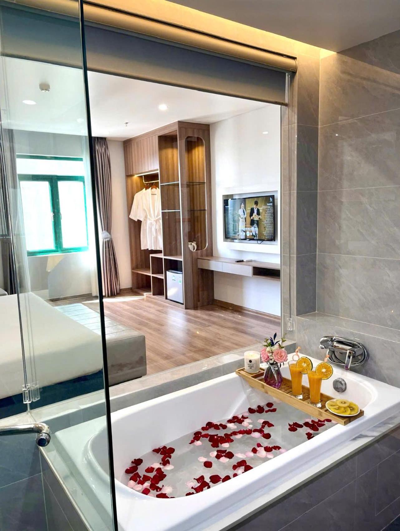 Central Halong Hotel Hạ Long-öböl Kültér fotó